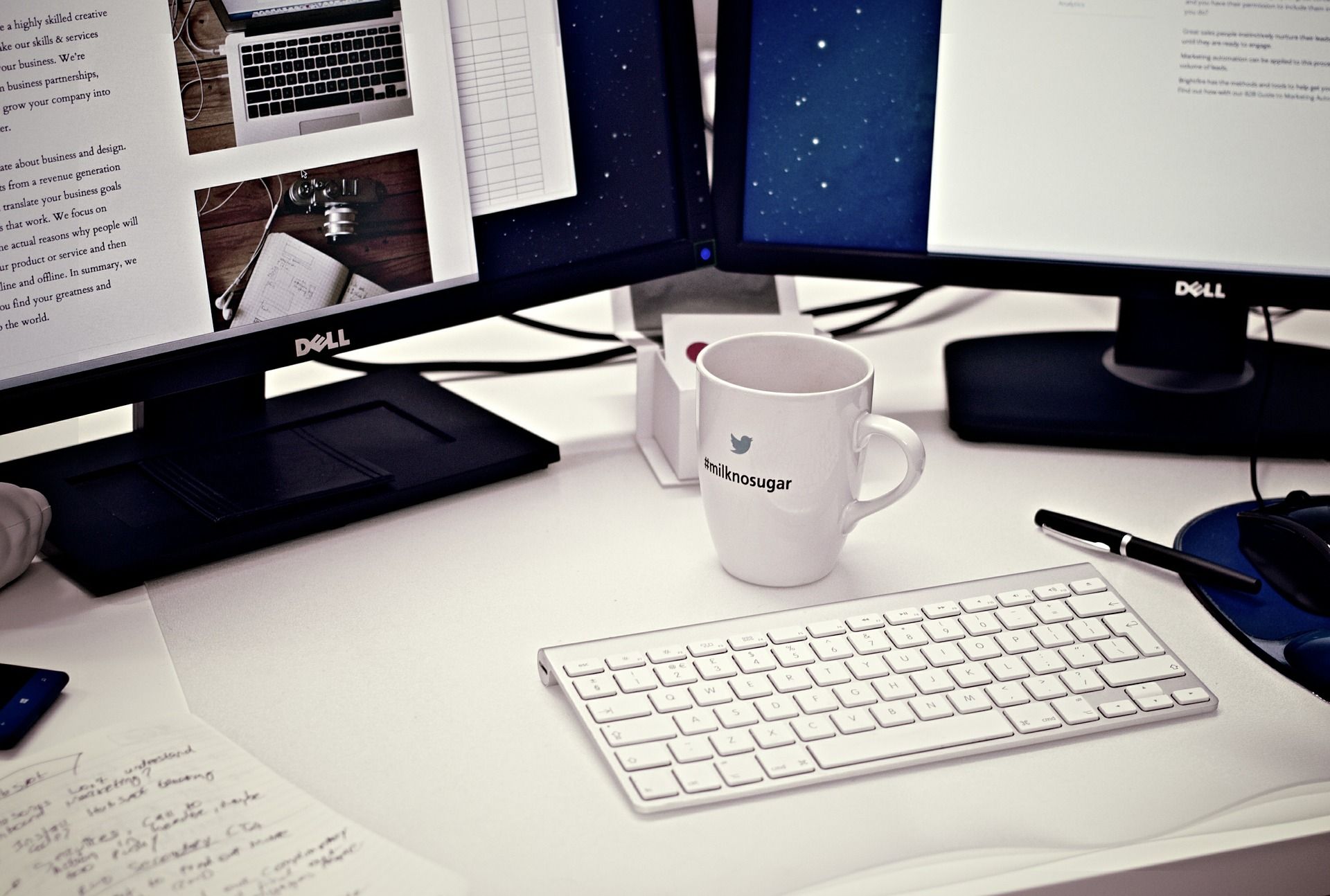 Odoo CMS- Sample image floating